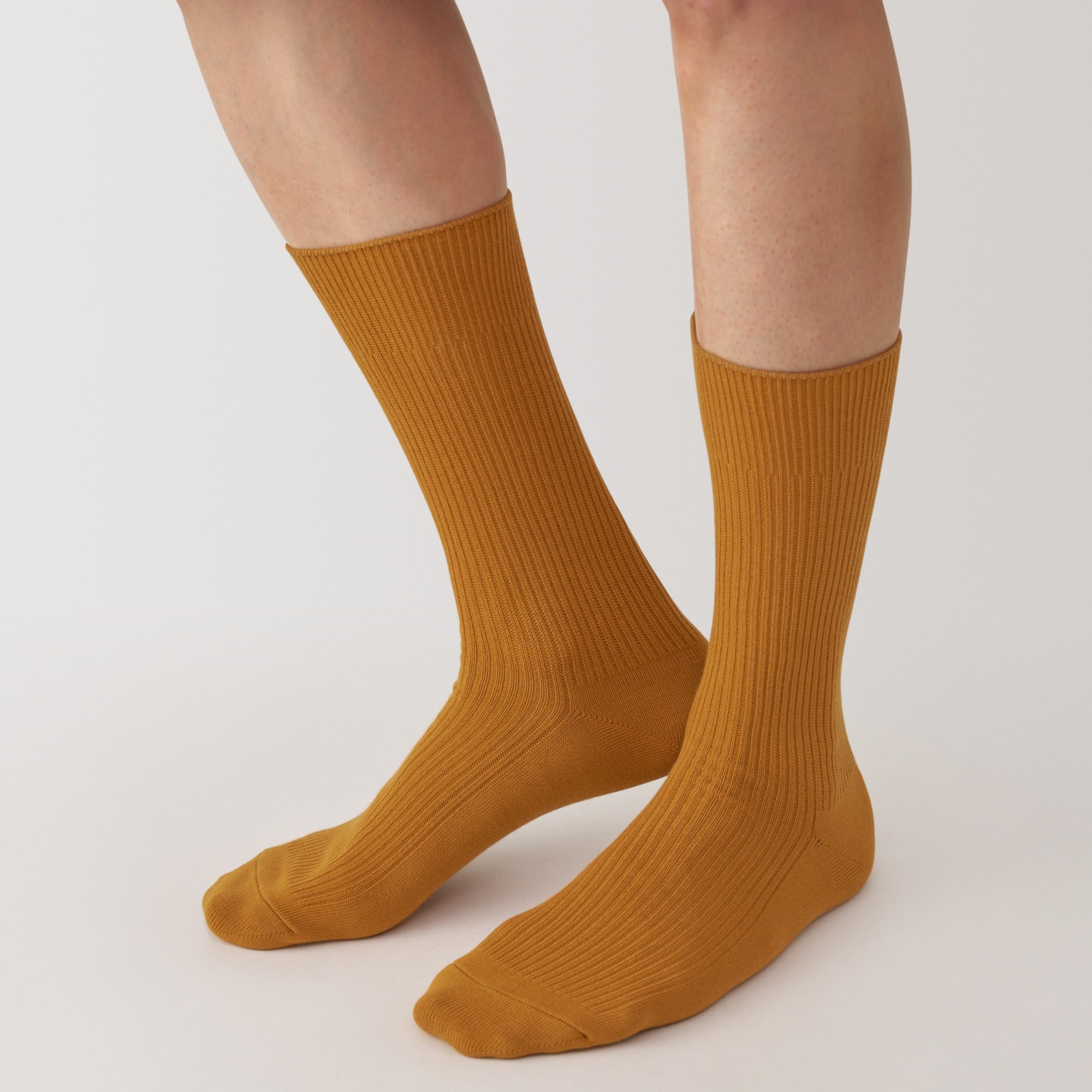 Right Angle Ribbed Socks